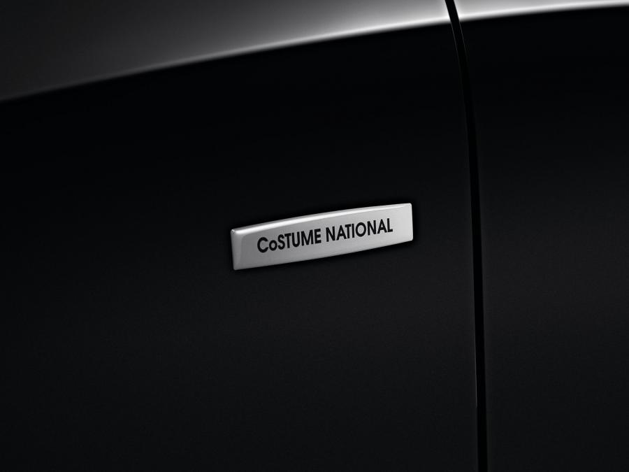  Renault Clio CoSTUME NATIONAL 2014 года  (фото 2 из 2)